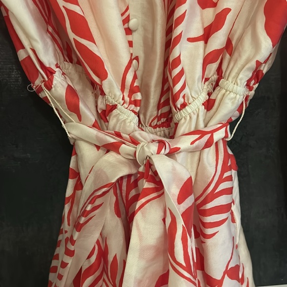 H&M cream and red dress. New without tags. - Picture 5 of 5